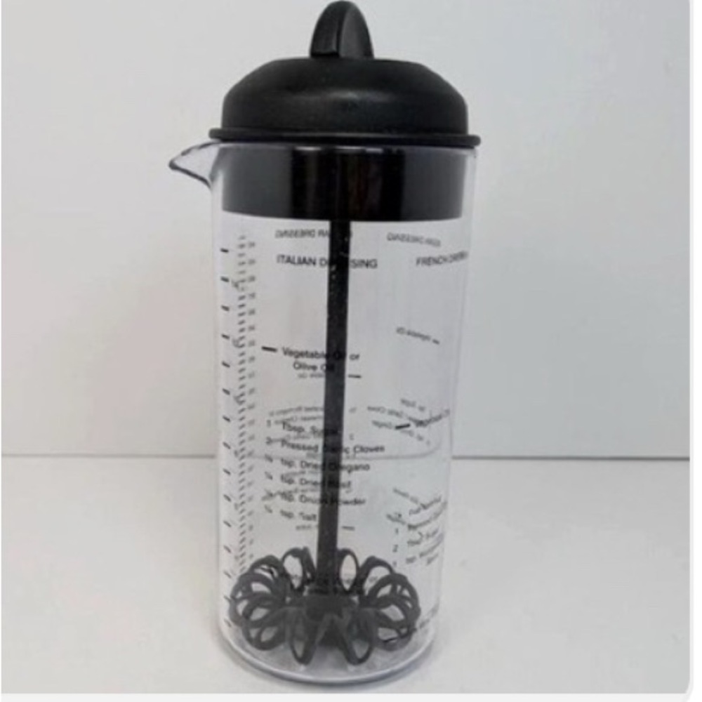 Pampered Chef Measure, Mix & Pour -Never Used - Picture 3 of 6